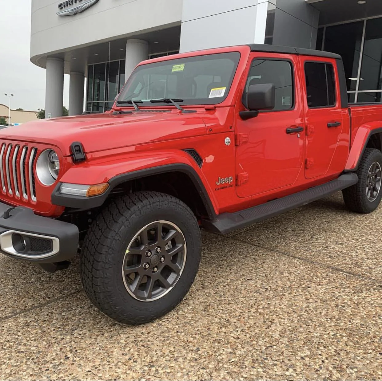 Jeep Gladiator FIRECRACKER RED Gladiator JT Club D90CCA5E-4D6E-45A2-8330-F803F17F188B