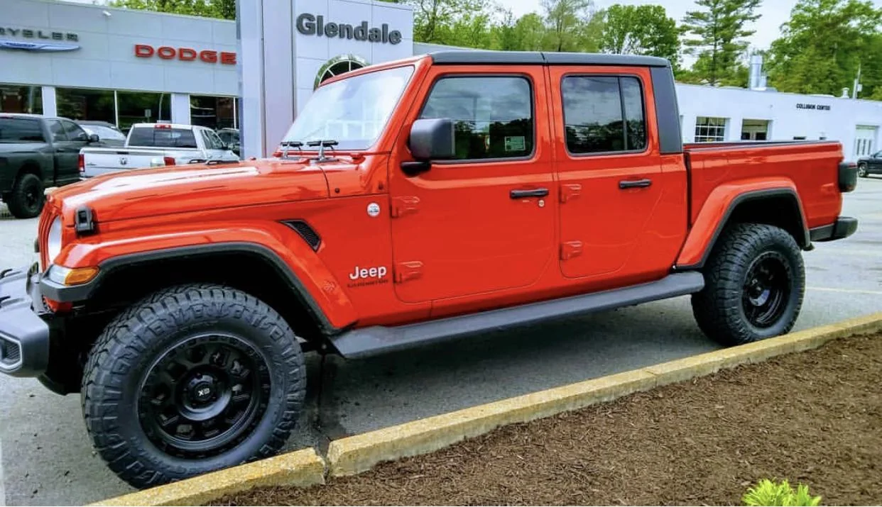 Jeep Gladiator FIRECRACKER RED Gladiator JT Club 316DAB23-9A2E-474C-8DA6-2659FA4B0358