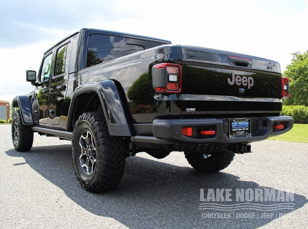 Jeep Gladiator BLACK Gladiator JT Club E3C20F71-5BC0-458E-A9C4-A9C60522394E
