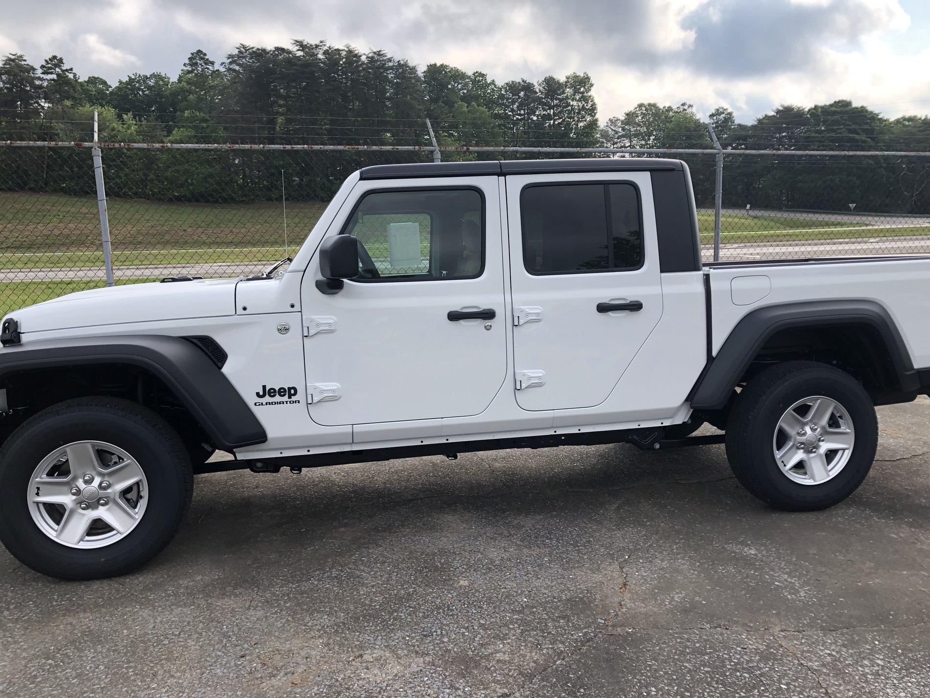 Jeep Gladiator Post your 2020 JT Gladiator build status 4E19E035-9171-471A-931A-165FE798E777