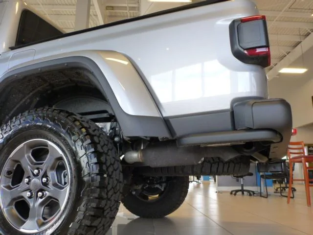 Jeep Gladiator Sitting On Lot Waiting For New Owner P1000493