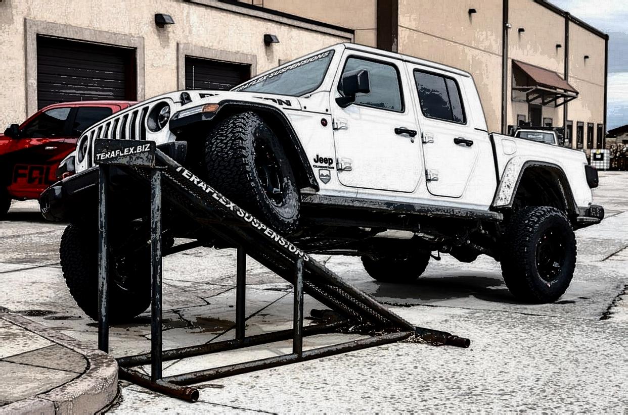 Jeep Gladiator BRIGHT WHITE Gladiator JT Club 20190509_064527