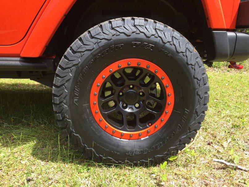 Jeep Gladiator Gladiators on Mopar 2" Lift Kit Mopar beadlocks red rin