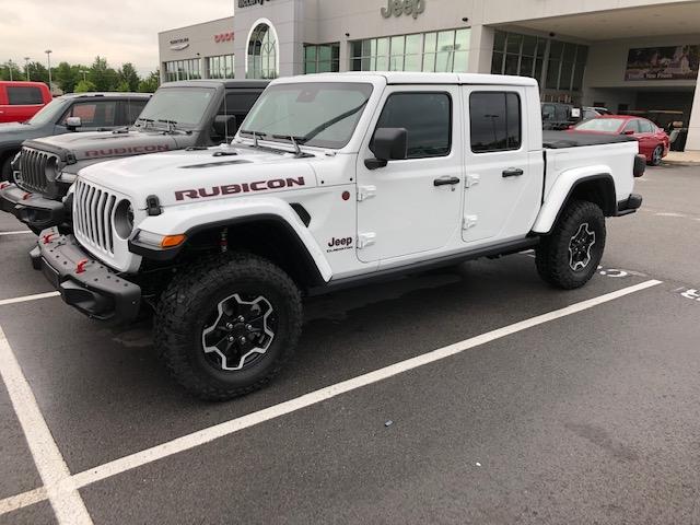 Jeep Gladiator Made the Switch! JL Rubi to JT Rubi.... Gladiator delivery day 2