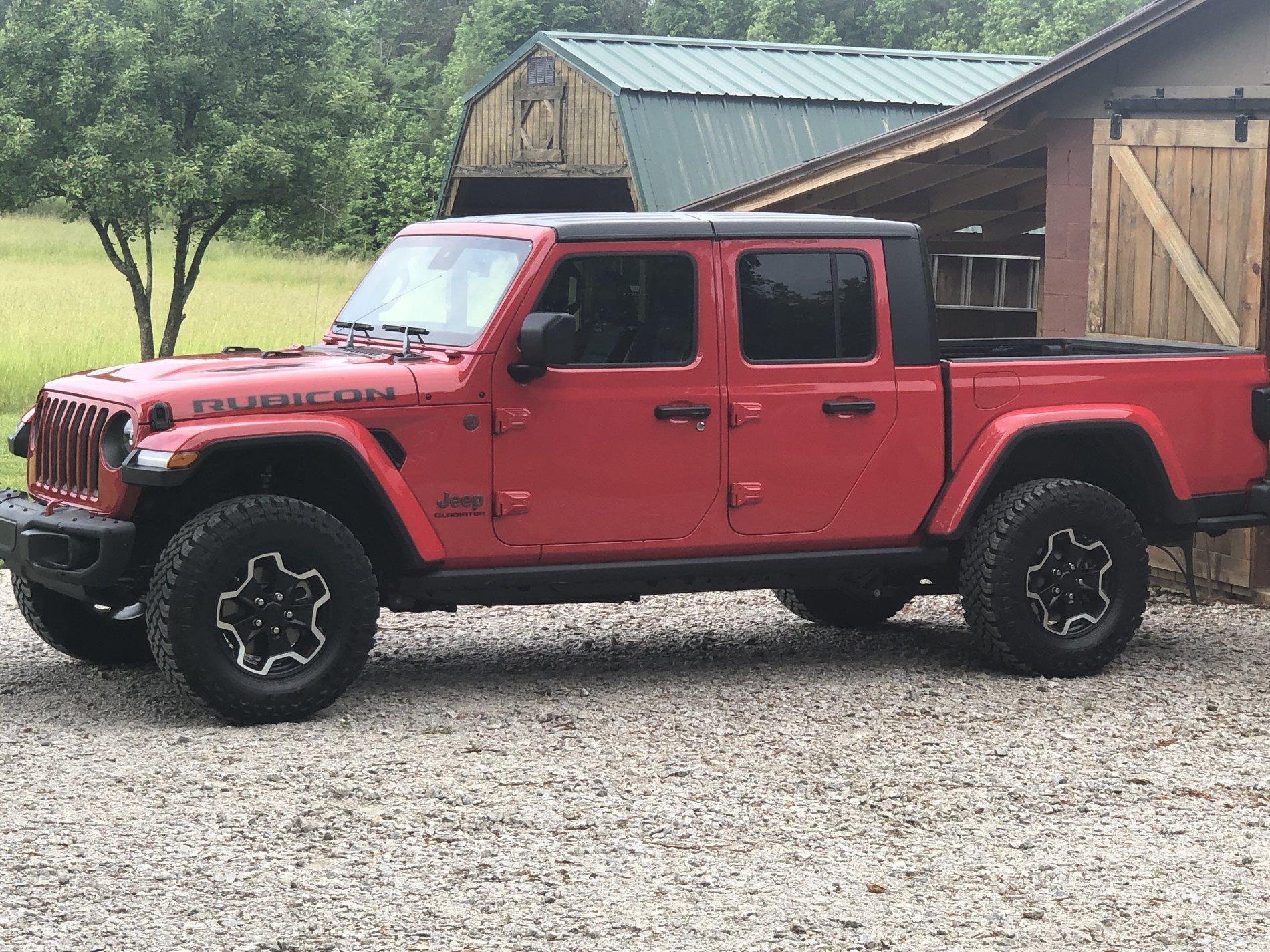 Jeep Gladiator FIRECRACKER RED Gladiator JT Club 94BC6148-0224-4D19-AAE8-9C80C8B93EB8