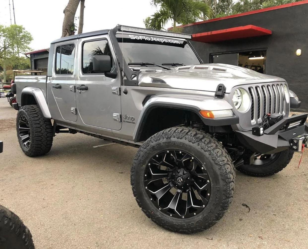 Jeep Gladiator BILLET SILVER Gladiator JT Club 3908D3F5-9A5F-4309-9903-4627BE86A65E