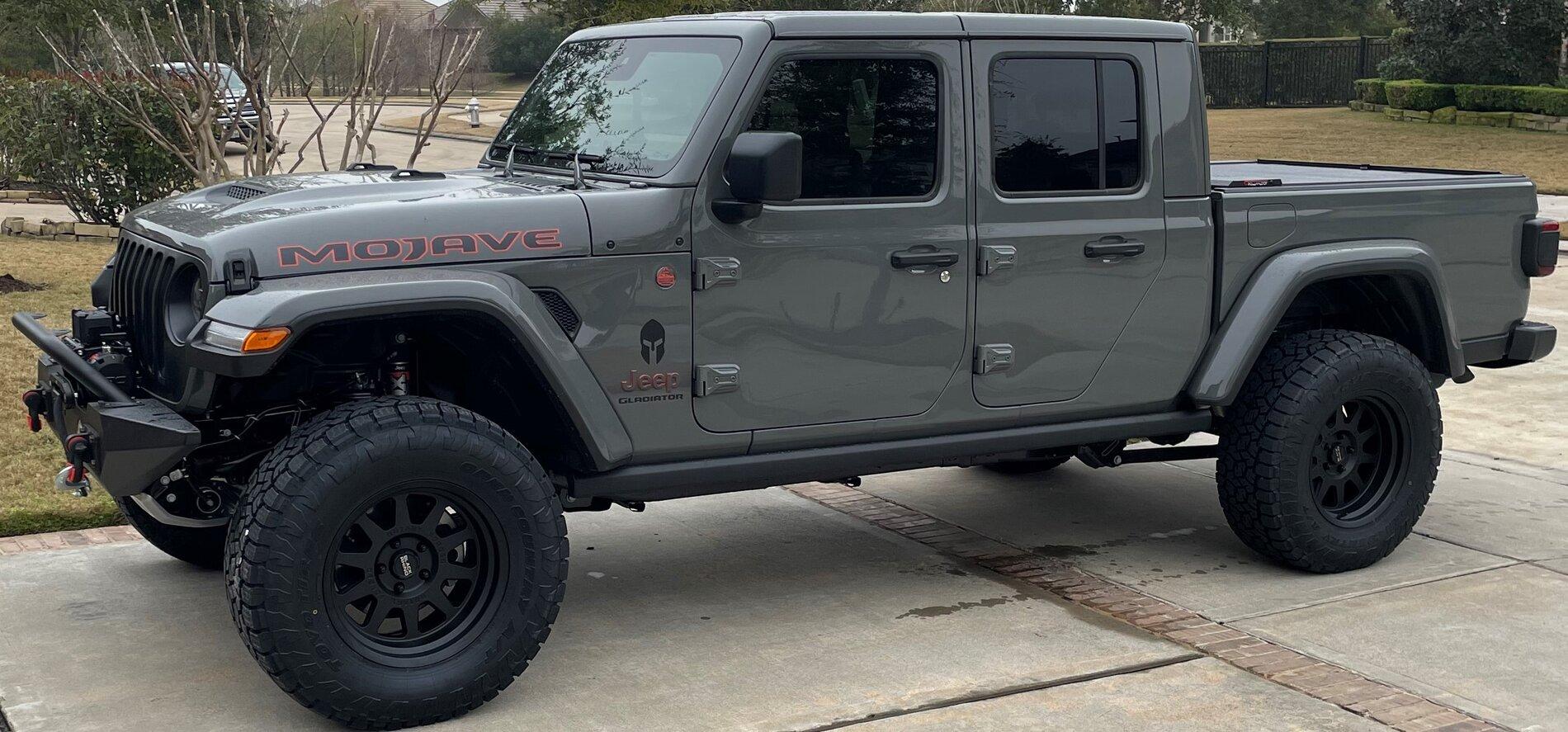 Jeep Gladiator STING GRAY Gladiator JT Club IMG_0849