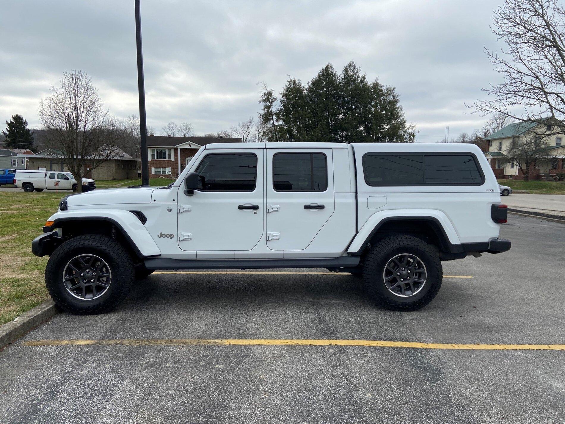 Jeep Gladiator Smart Caps, Toppers, etc. ARE1