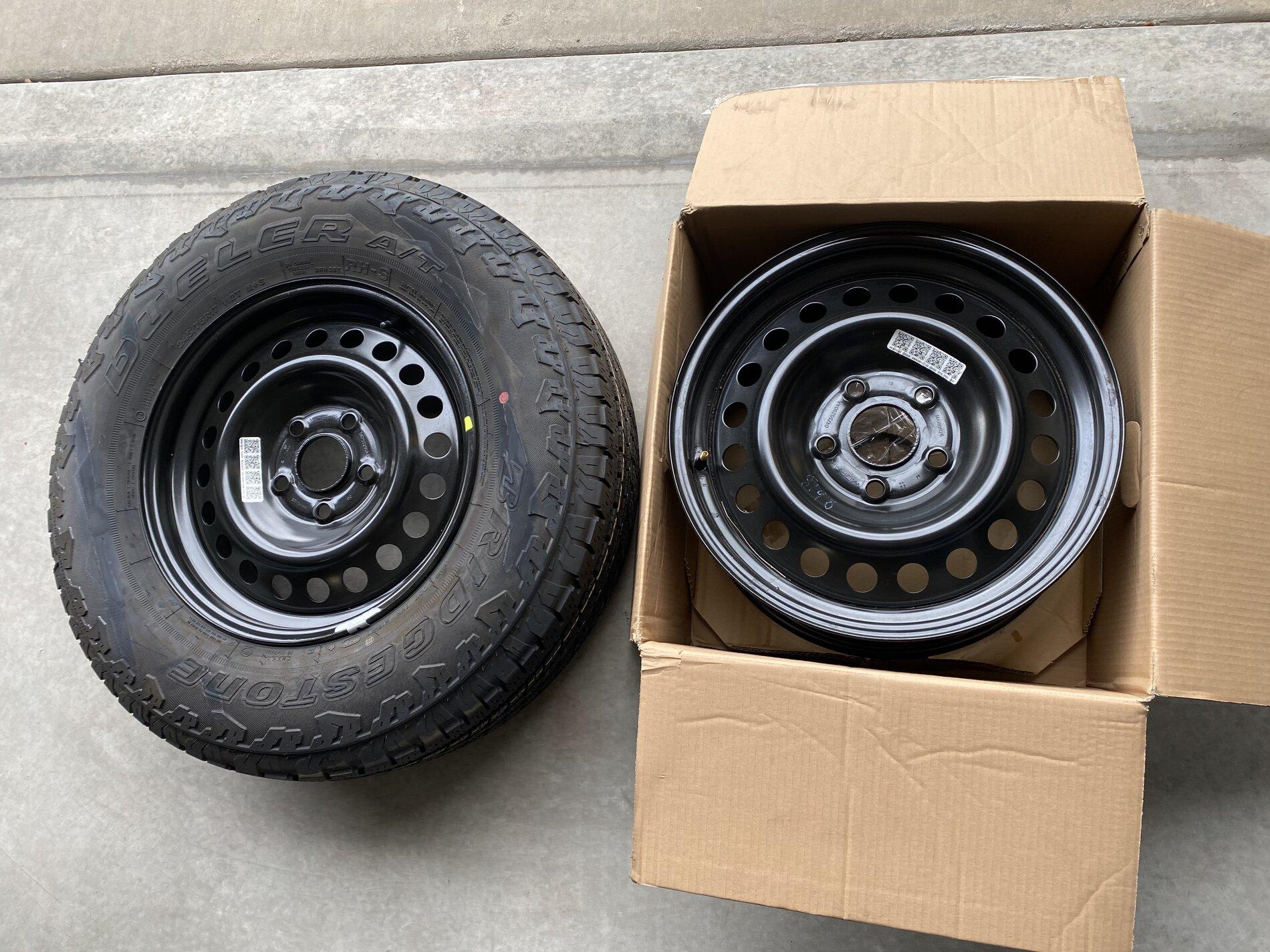 Jeep Gladiator Spare tire and rim, and just a spare rim too. IMG_4680