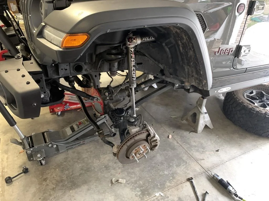 Jeep Gladiator Sting-Gray manual JTR build - Clayton 3.5", Falcon Adjustable shocks, Warn Winch, Rock Slide Engineering steps, etc... vnzIiC