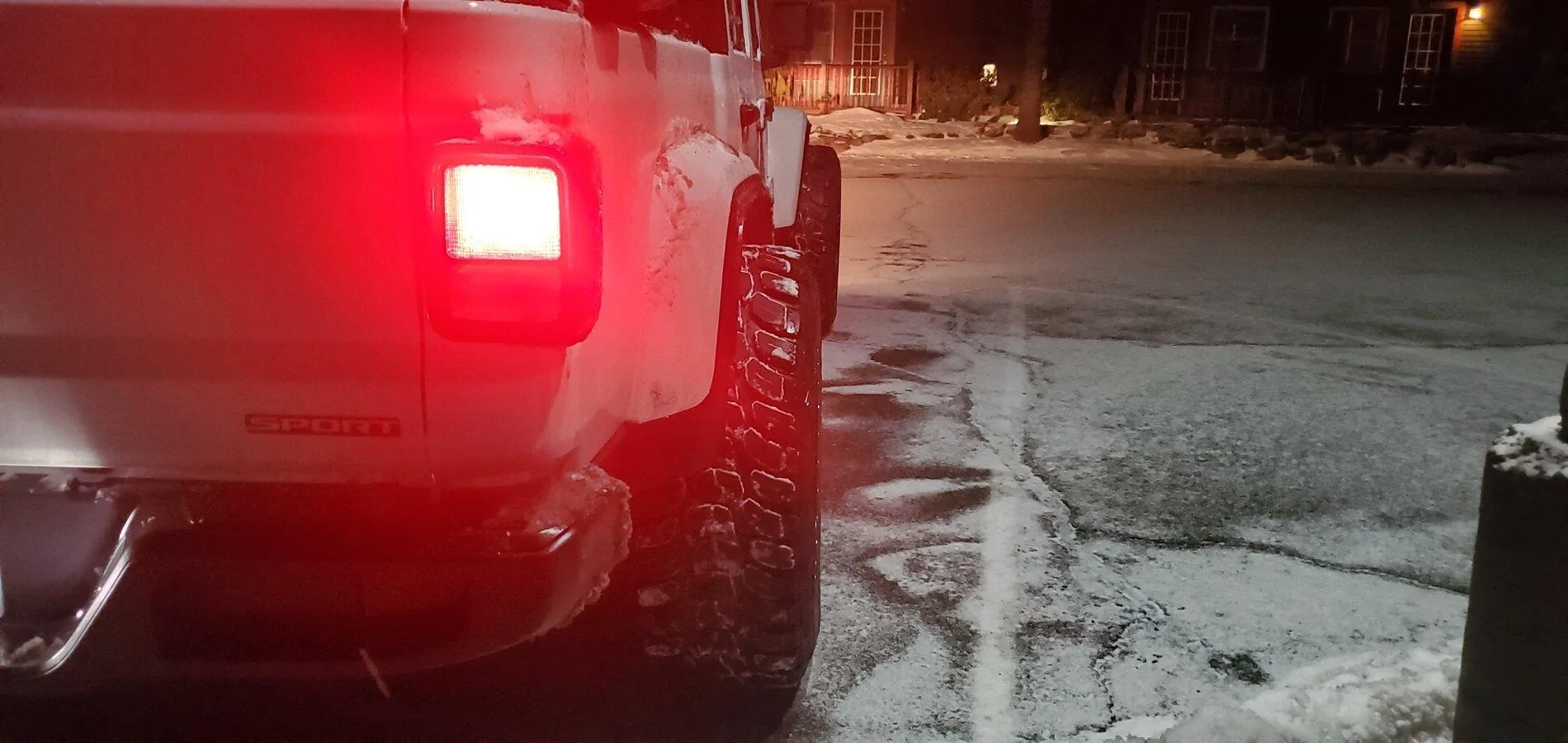 Jeep Gladiator 37s on 21 Gladiator Sport S w/ Max Tow 20210126_210524