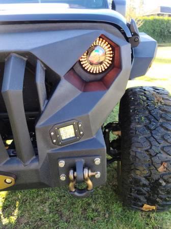 Jeep Gladiator Who is actually buying used? 6EC33609-21AA-4888-B49D-35BE0F9B0124