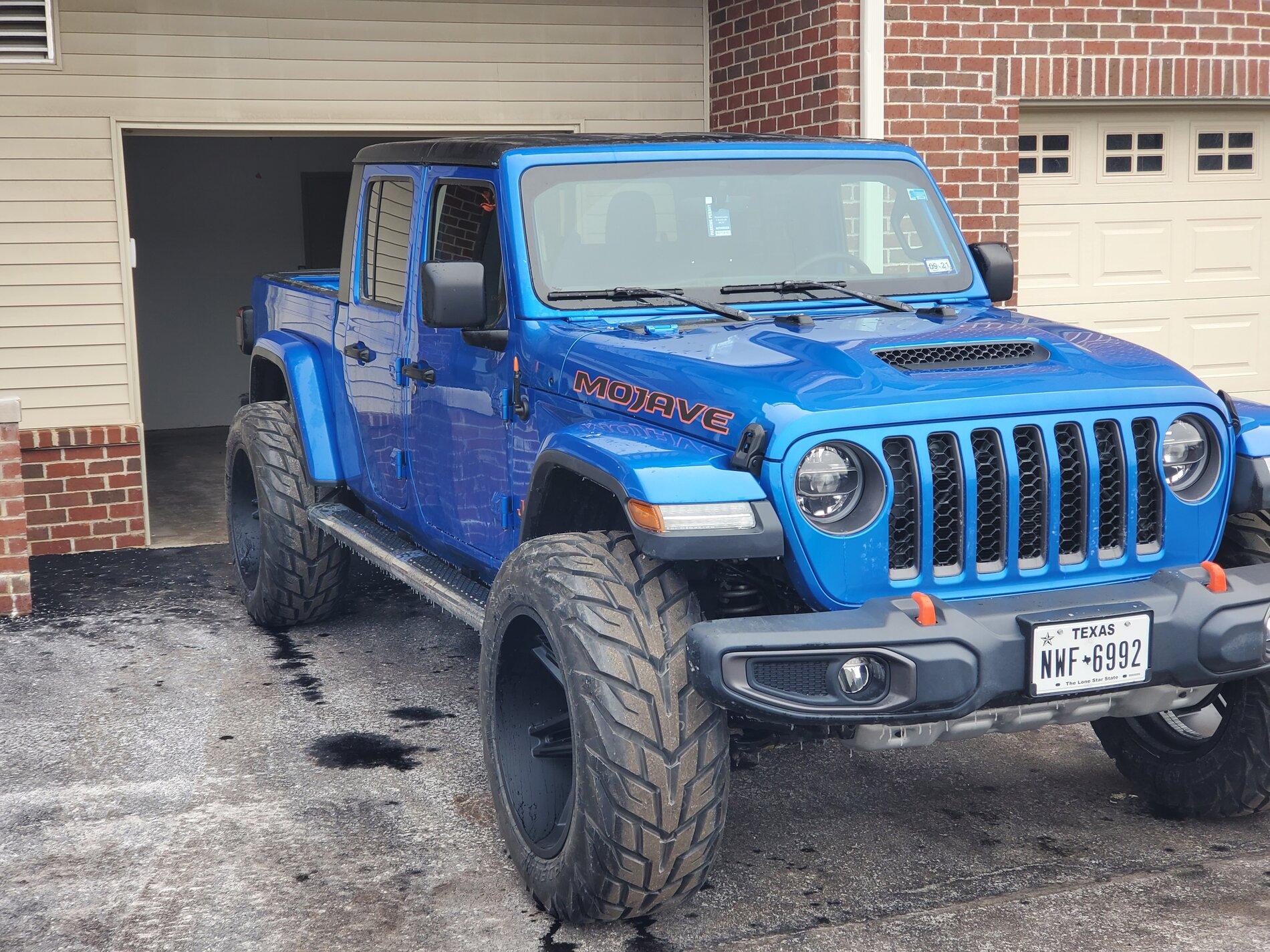 Jeep Gladiator Mojave on 37s, flat fenders and no lift, thoughts? 20210124_102459