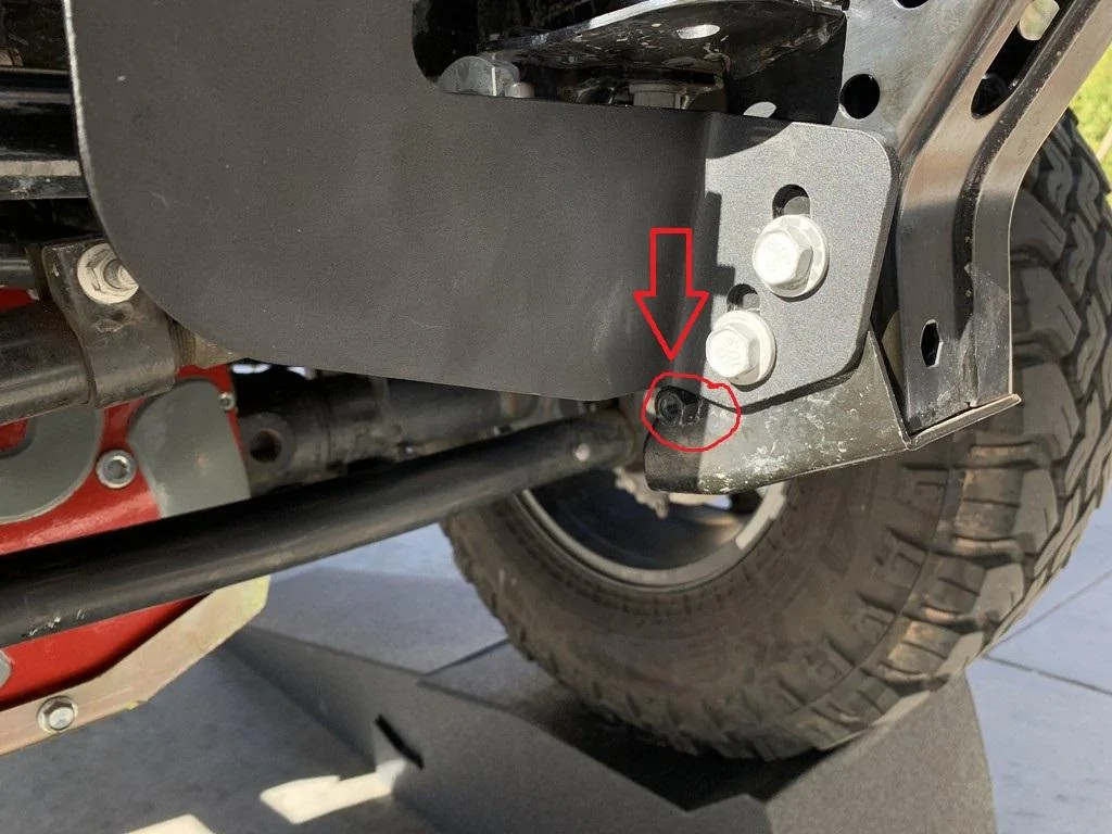 Jeep Gladiator Warn 10s in steel bumper with Warn Winch plate.  Install notes. 6iPFWi