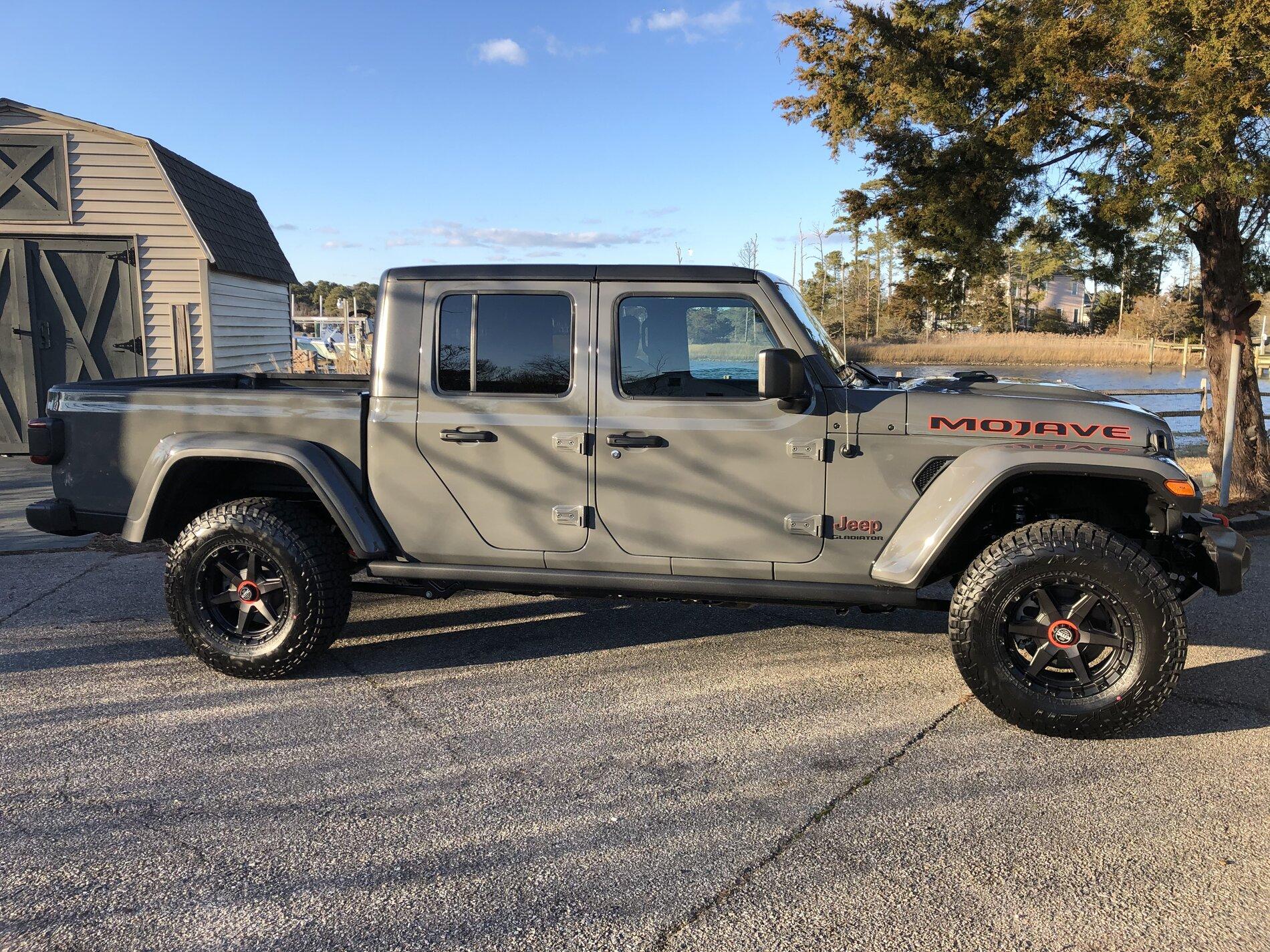 Jeep Gladiator Took Delivery of Your JT? Sign in Here! 1BEAD47C-A34F-40A7-9F4C-6DE08DEDC0A1