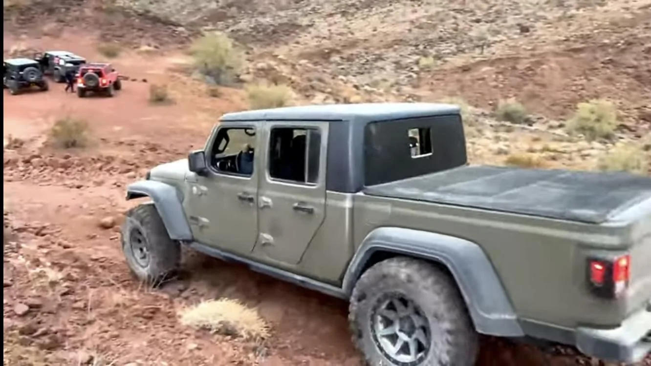 Jeep Gladiator WTT Icon Rebound titanium 874BBD55-A2AD-4C24-A11C-1F88247DFDFA