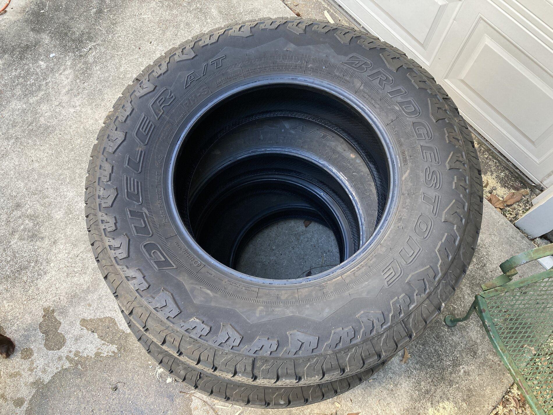 Jeep Gladiator Bridgestone Dueler Almost New 245/75r17 Set of 4 1A5CAF1E-CE79-4629-9BD7-7561191AAB3F