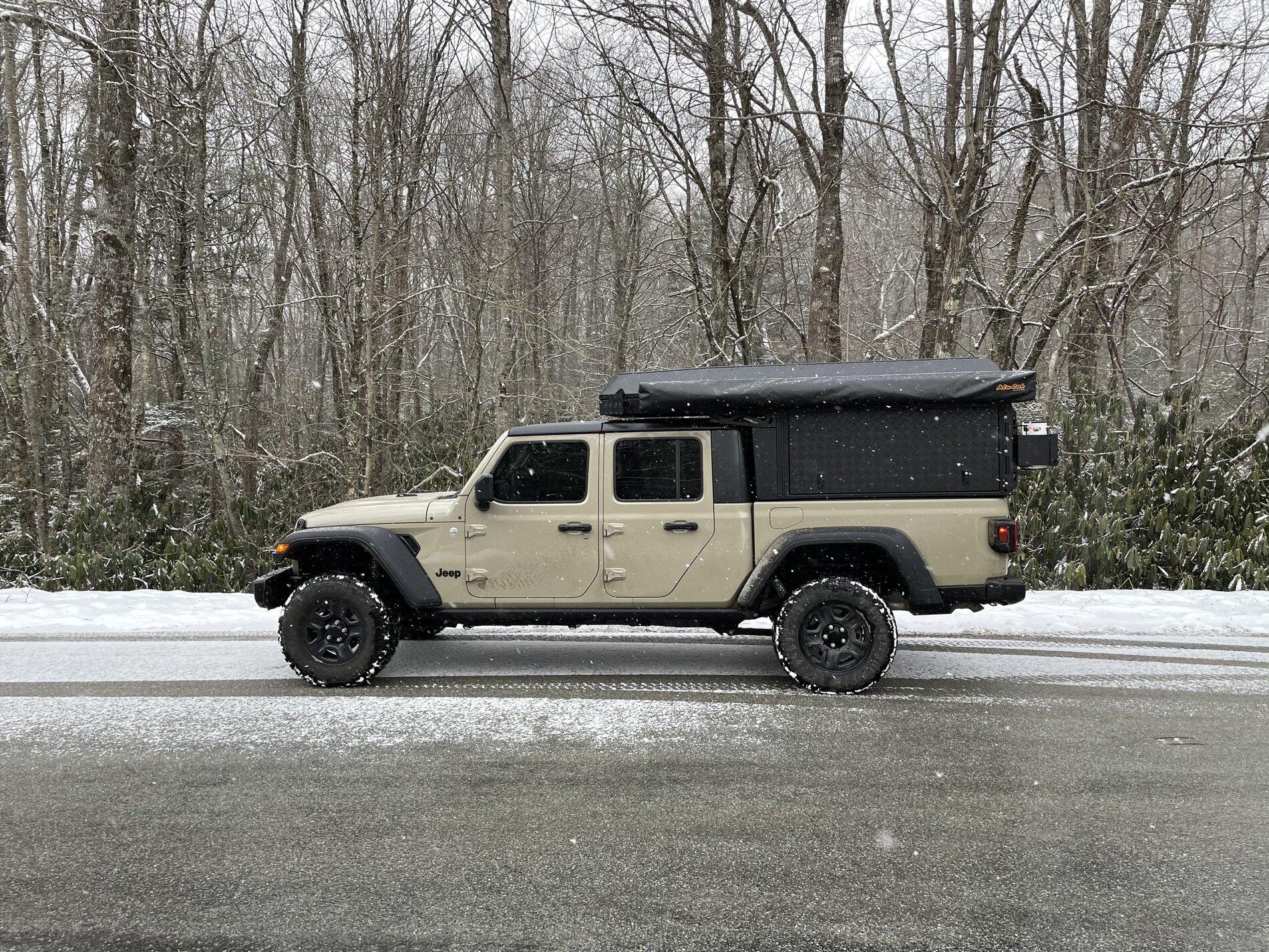Jeep Gladiator ‘21 Sport w/2” Mopar, Kenda 35x10.50 on Mopar Steel Spares A7D8341A-23BC-4E54-A0A4-0DB8F65BBD0D