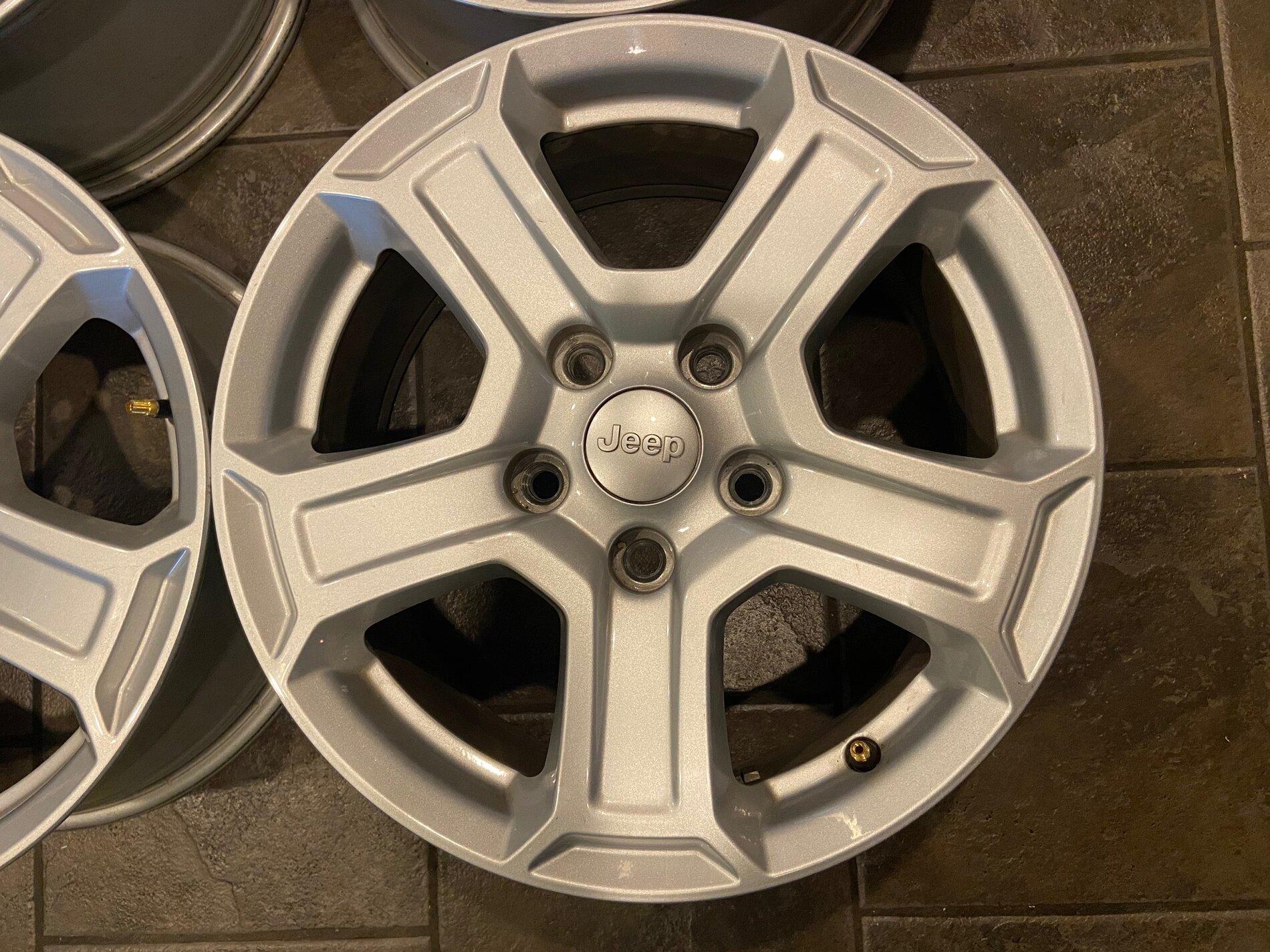Jeep Gladiator Factory Jeep Wrangler / Gladiator Wheels (JL, JK, JT) - lowered to $150 IMG_6688
