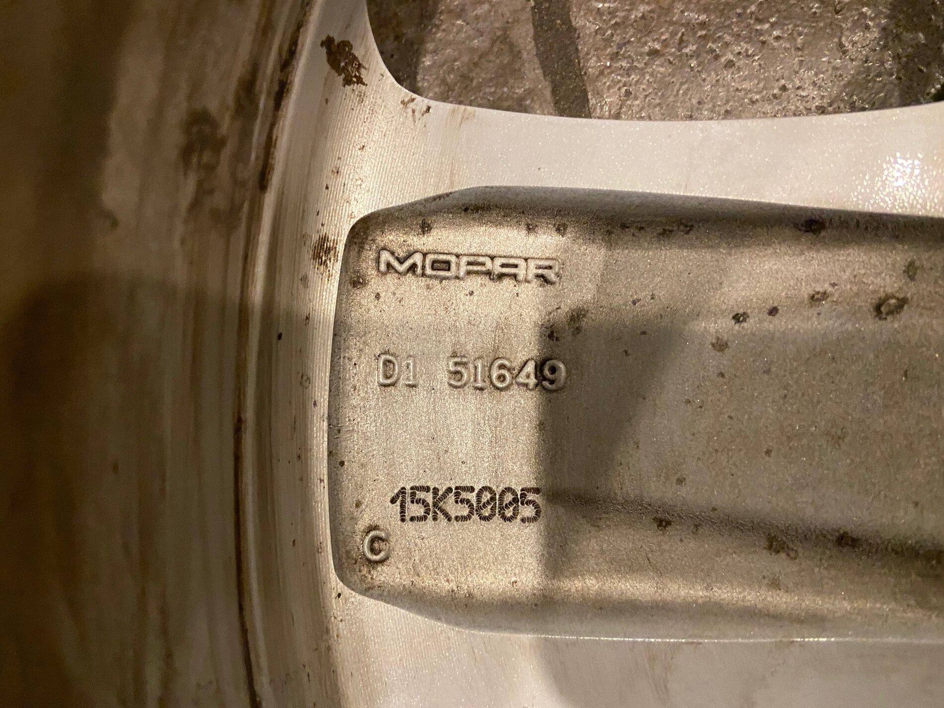 Jeep Gladiator Factory Jeep Wrangler / Gladiator Wheels (JL, JK, JT) - lowered to $150 IMG_6690