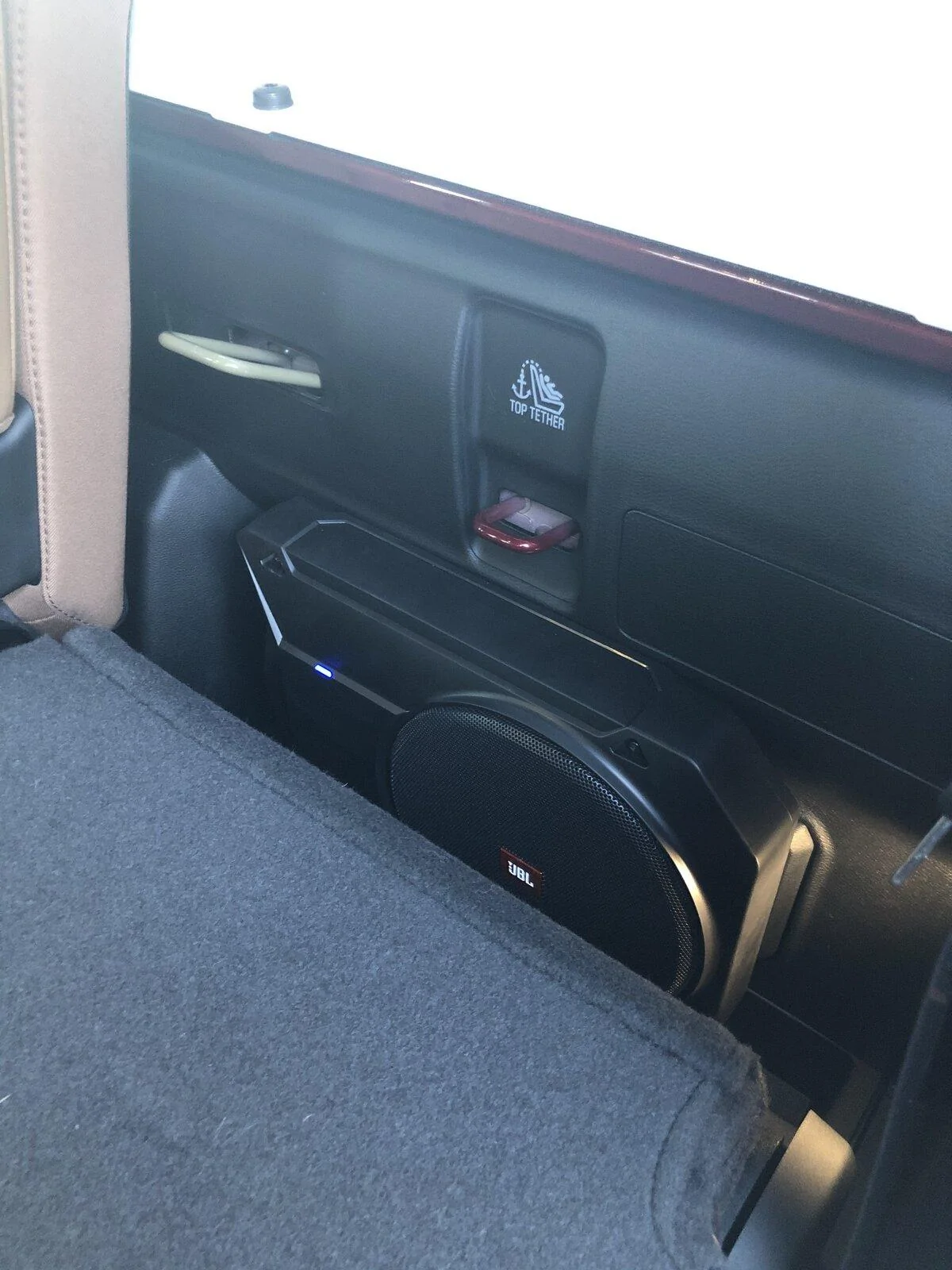 Jeep Gladiator Saturday Subwoofer install and review. 48118934-9F06-46E2-83C6-B96D9EEB1D89