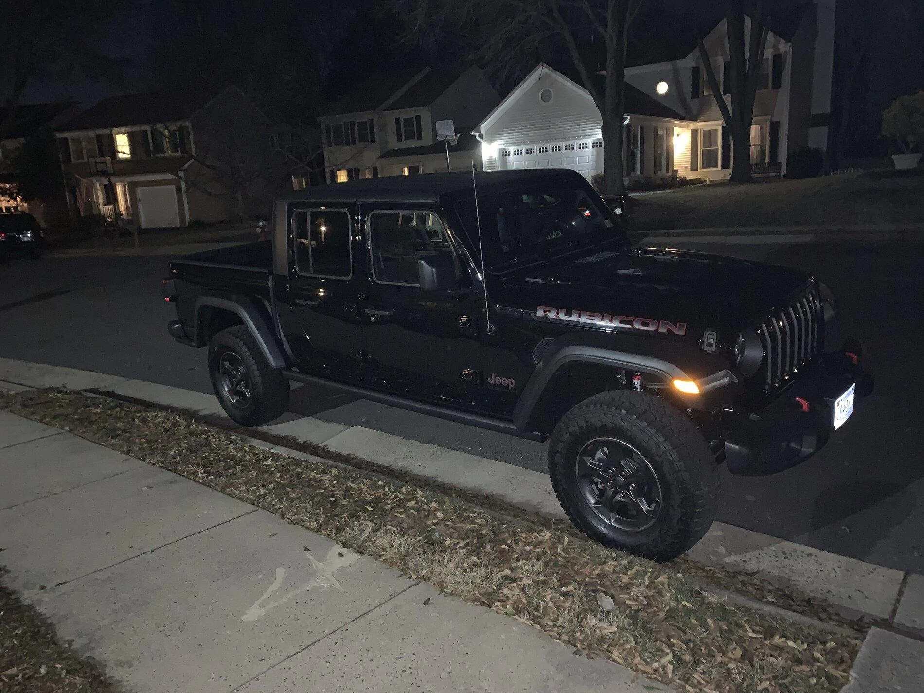Jeep Gladiator Jeeps Parking Next To Jeeps IMG_6357
