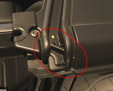 Jeep Gladiator 2021 EcoDiesel Roof Leaking 1612210298199