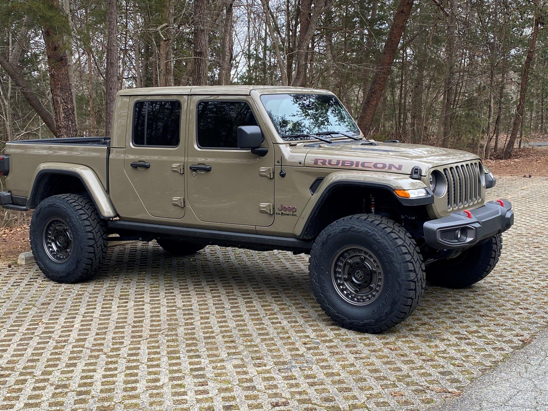 Jeep Gladiator Why was Gator and Gobi dropped? 20210130_200708688_iOS