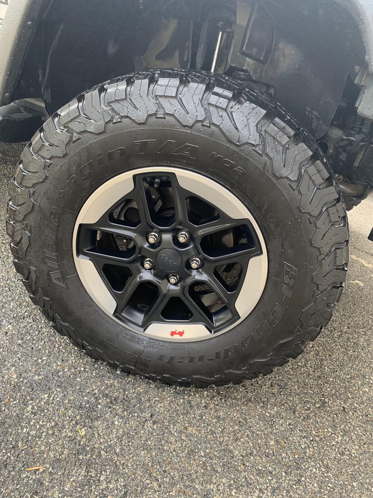 Jeep Gladiator 4  rubicon wheels and tires $900(price drop) 9A90C149-A2EC-4CC3-BBFC-59383AEADB2A