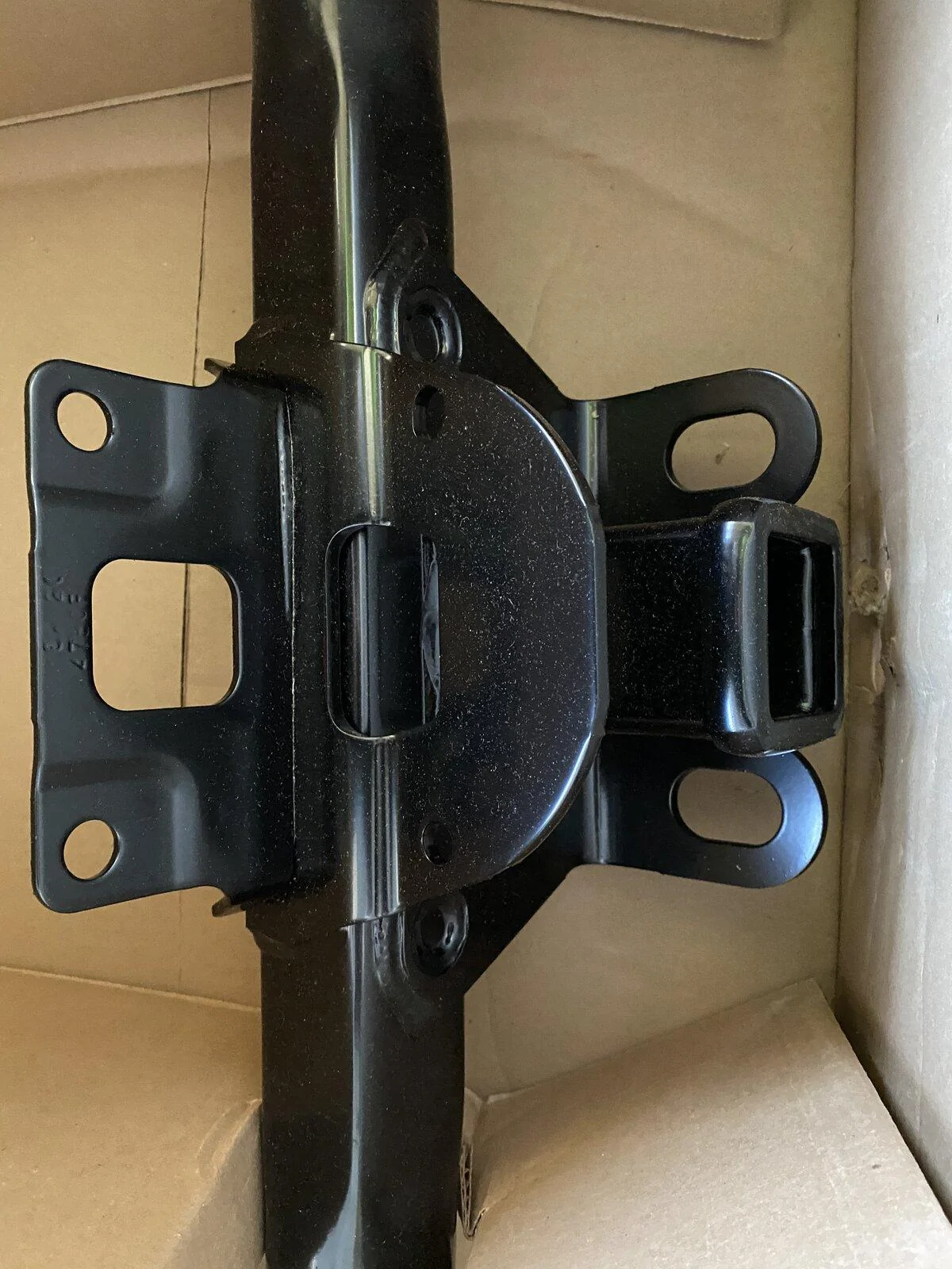Jeep Gladiator Mopar Hitch EC28BFC2-D074-494F-9E23-18CE413BB00D