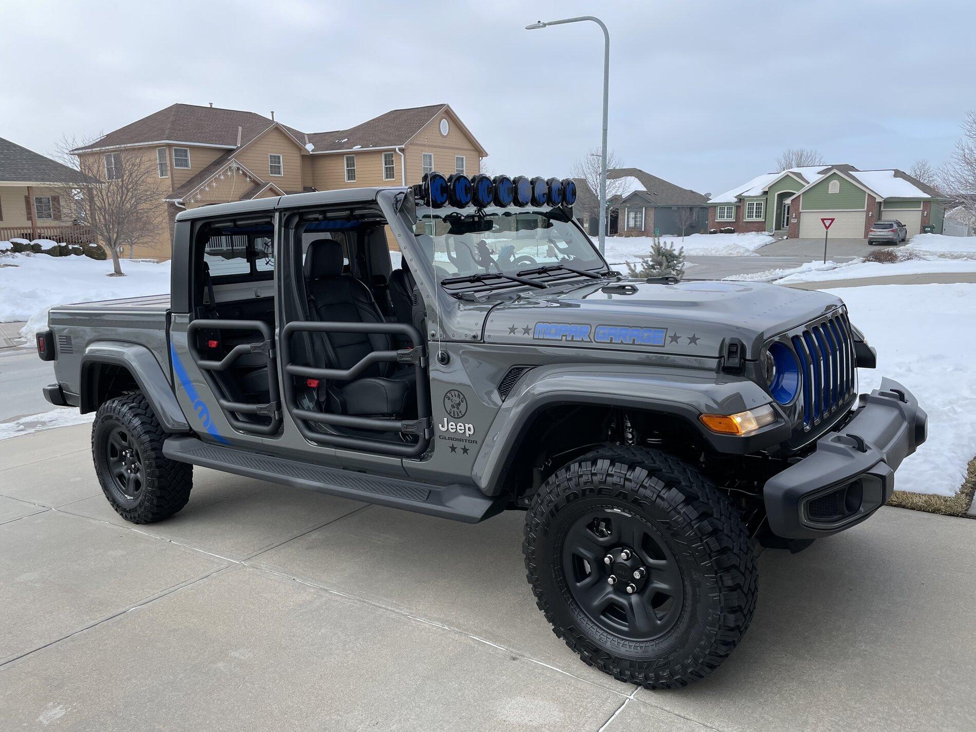 Jeep Gladiator KC Gravity Pro 6 IMG_3181.JPG