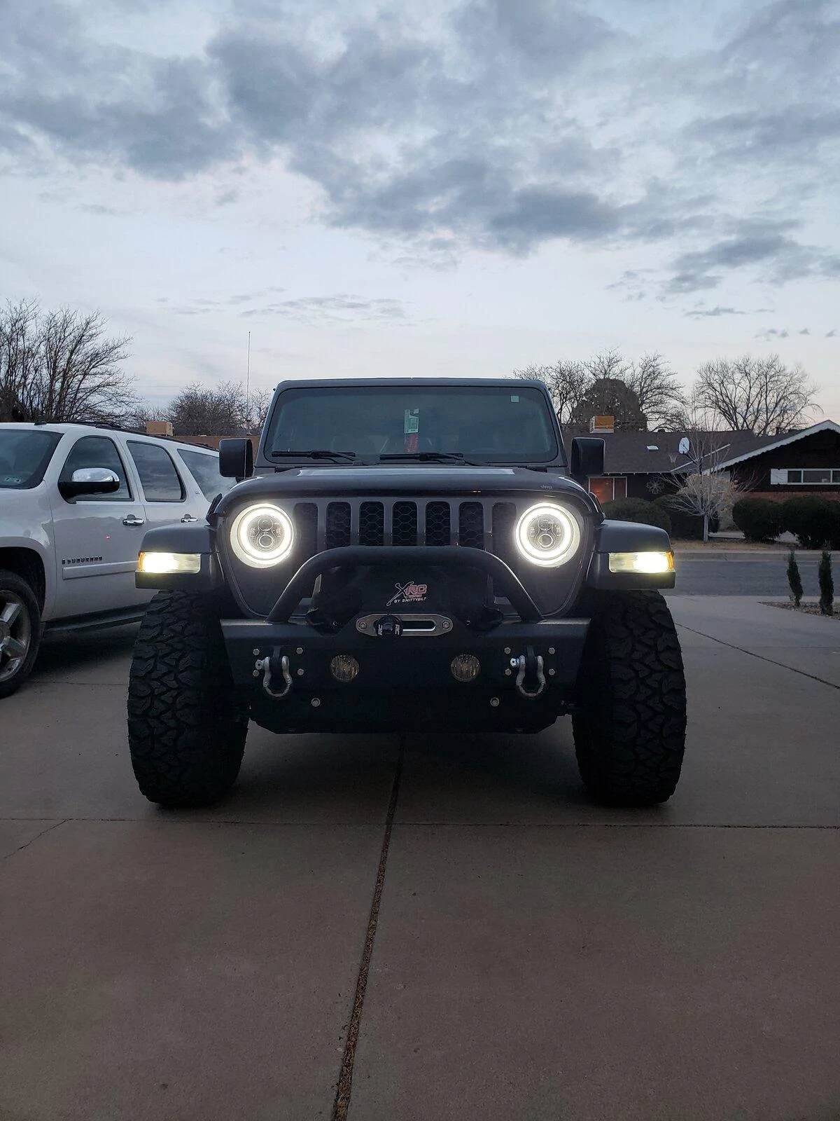 Jeep Gladiator Wiring in halos...help please. 20210202_173944