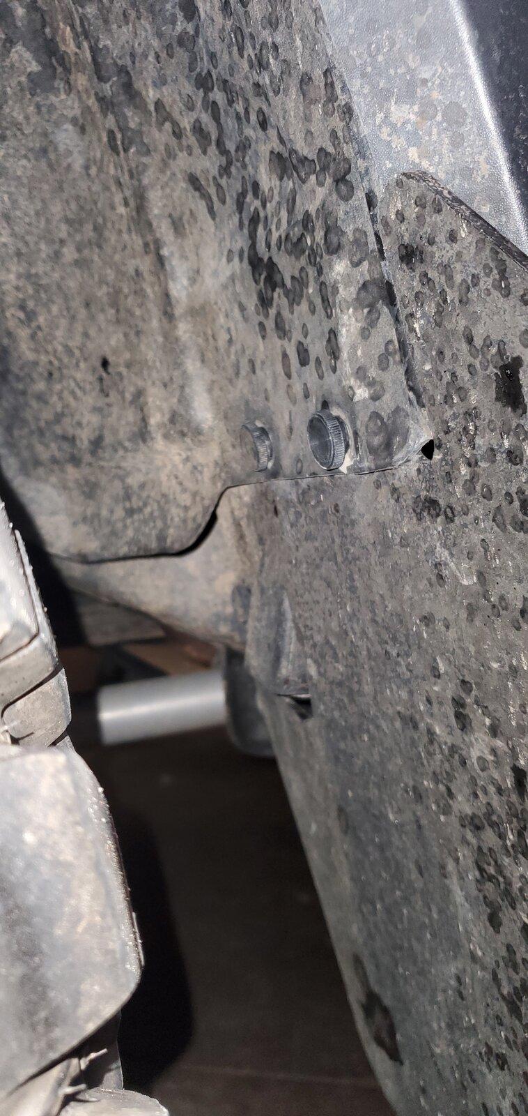 Jeep Gladiator Rokblokz phone number? Front flaps dont fit and I am not happy 20210203_132106