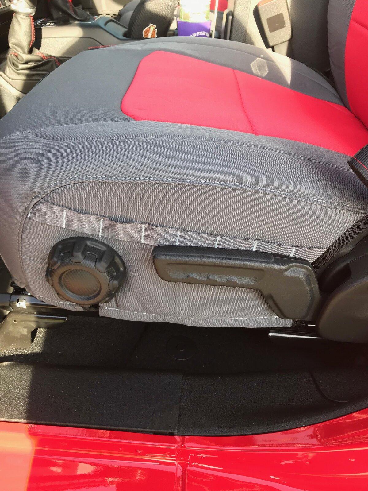 Jeep Gladiator Bartact Tactical Front JT Seat Covers Gray/Red IMG_1084
