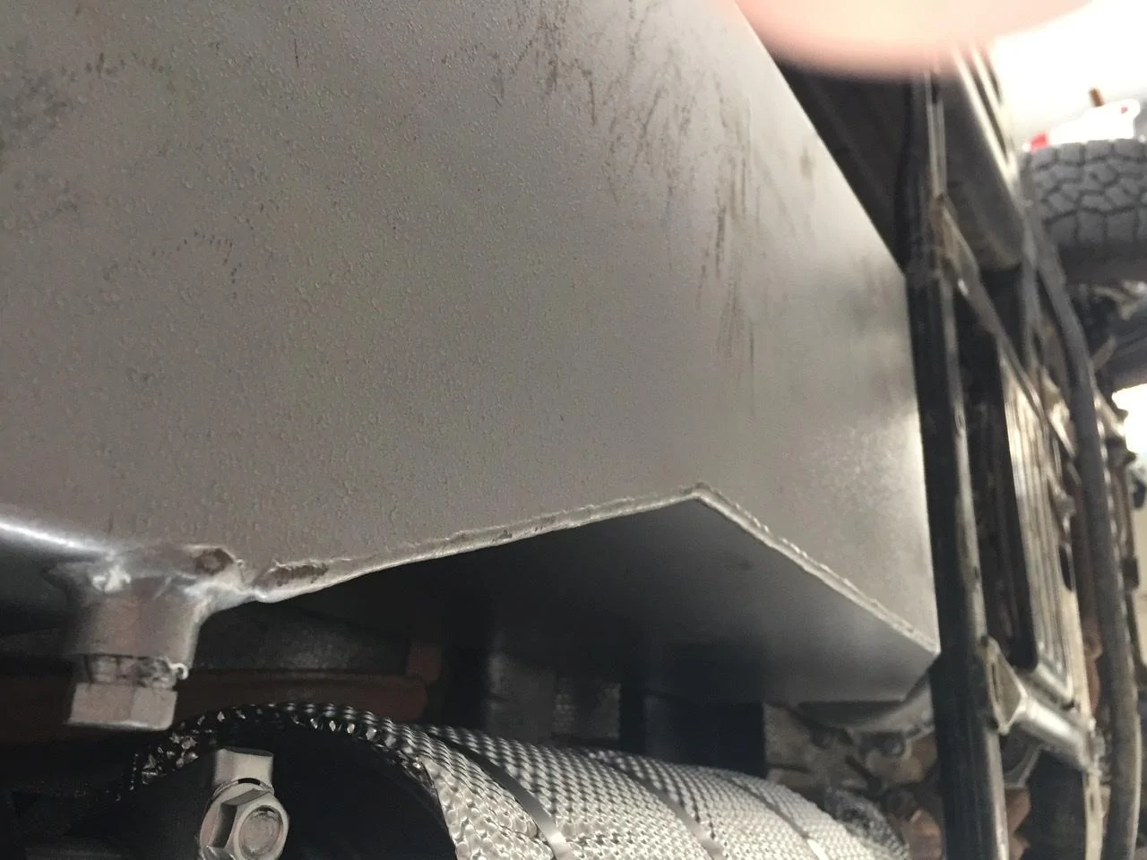 Jeep Gladiator Long Range America secondary fuel tank installation! BC533725-9243-48A5-9442-A949A7991057