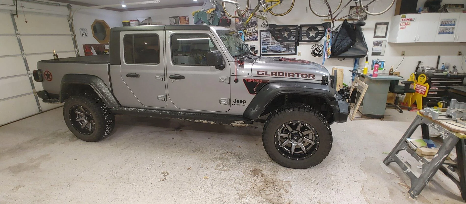 Jeep Gladiator Diode Dynamics SS3s rocking the blizzard back roads 0204212102