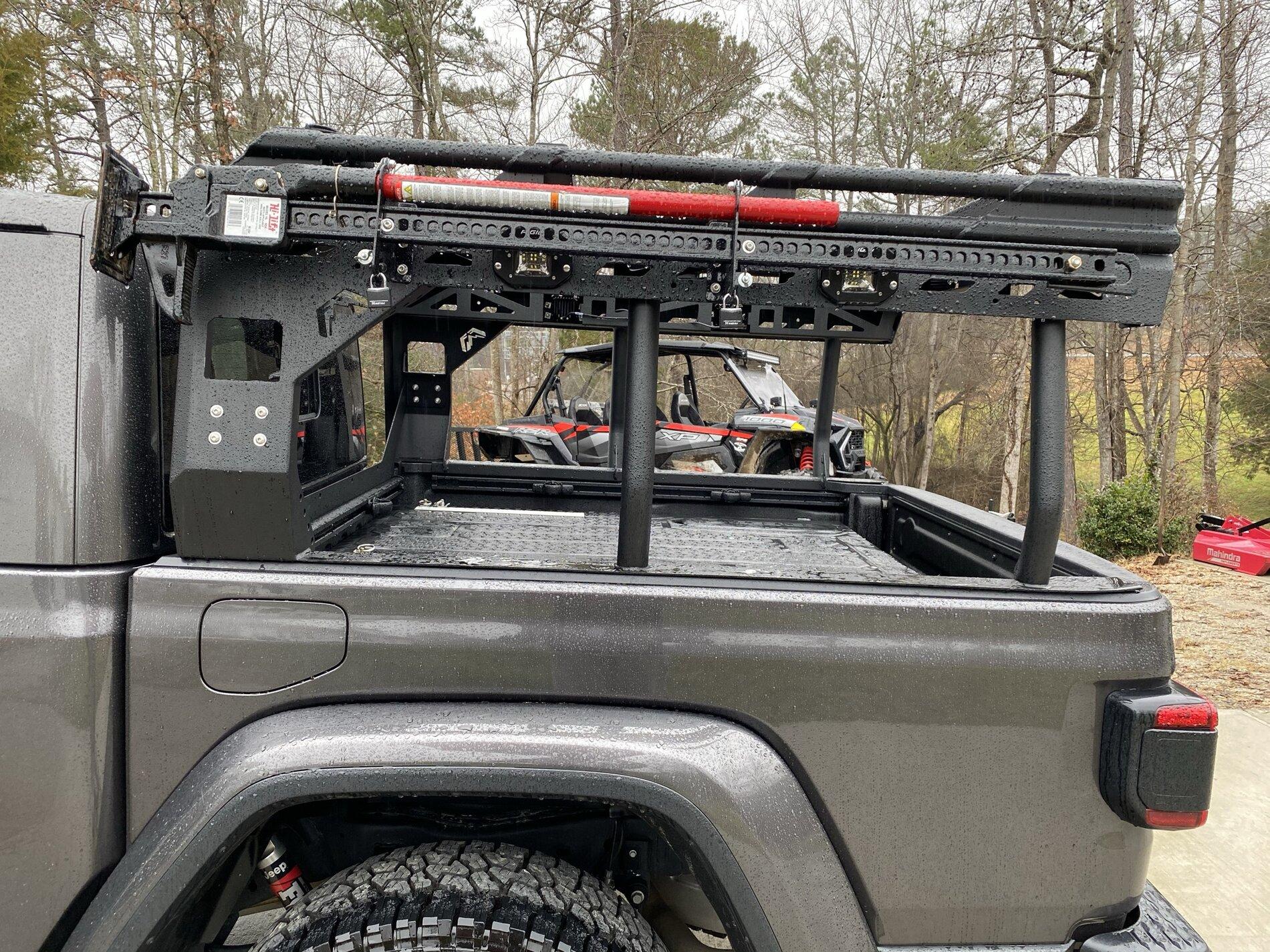 Jeep Gladiator Gladiator Bed Rack Systems 6B9BE65F-B4B8-470A-9AB7-18160090202D