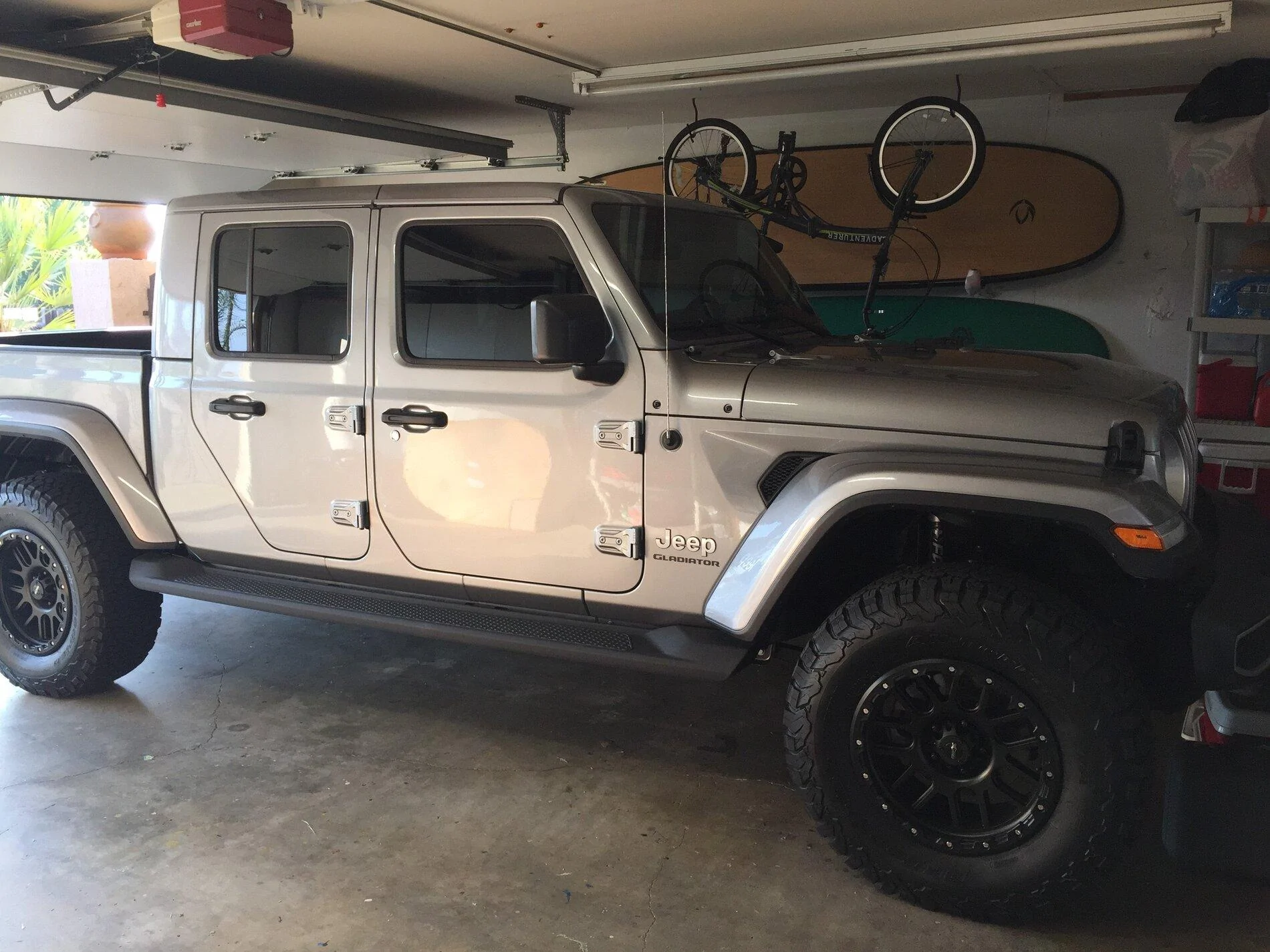 Jeep Gladiator I figured out what's wrong with JT Overland... jeep2