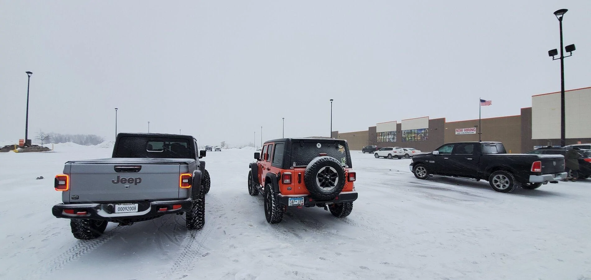 Jeep Gladiator Jeeps Parking Next To Jeeps 20210123_163804