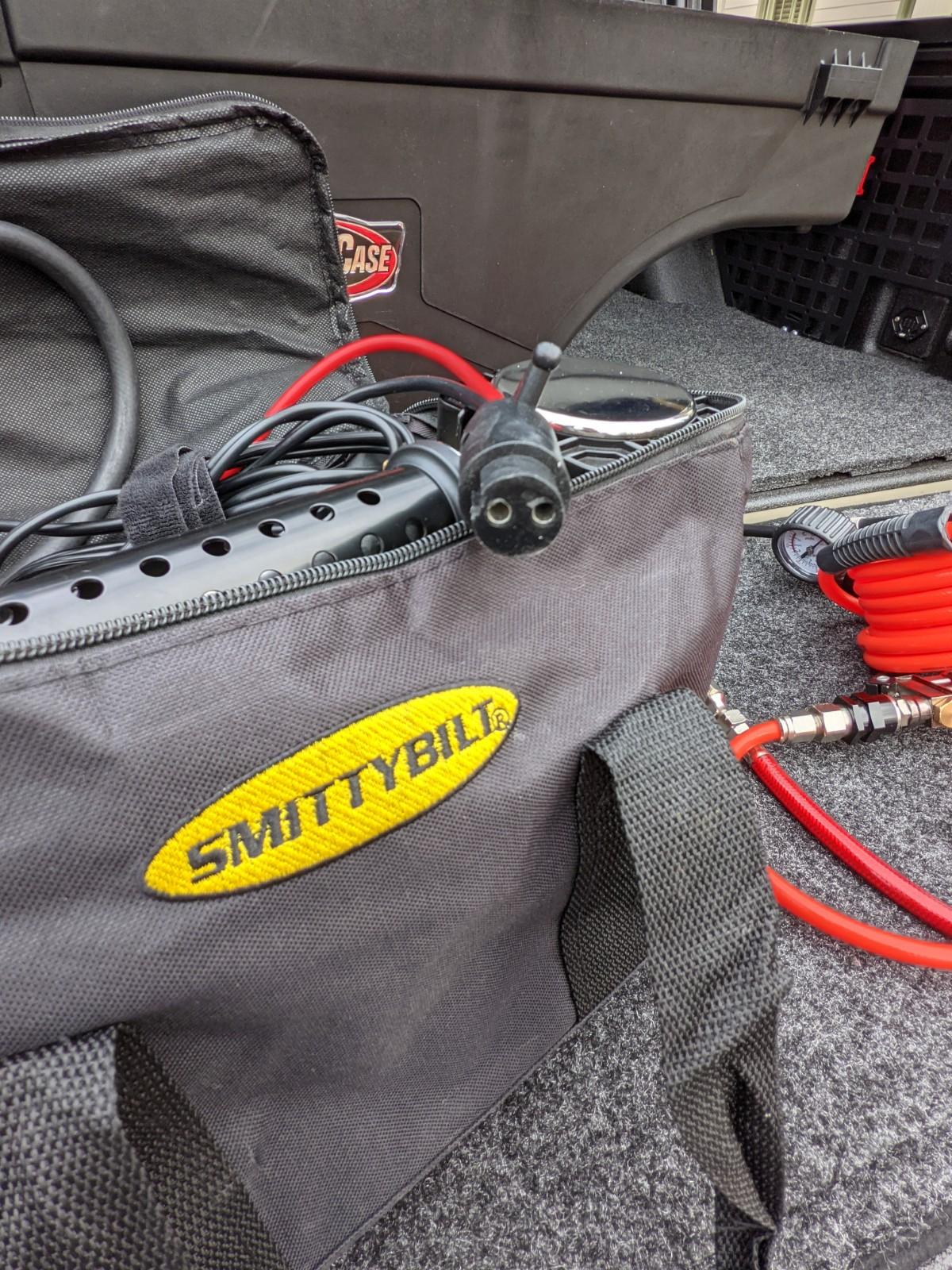 smittybilt and trolling motor male connecor.jpg