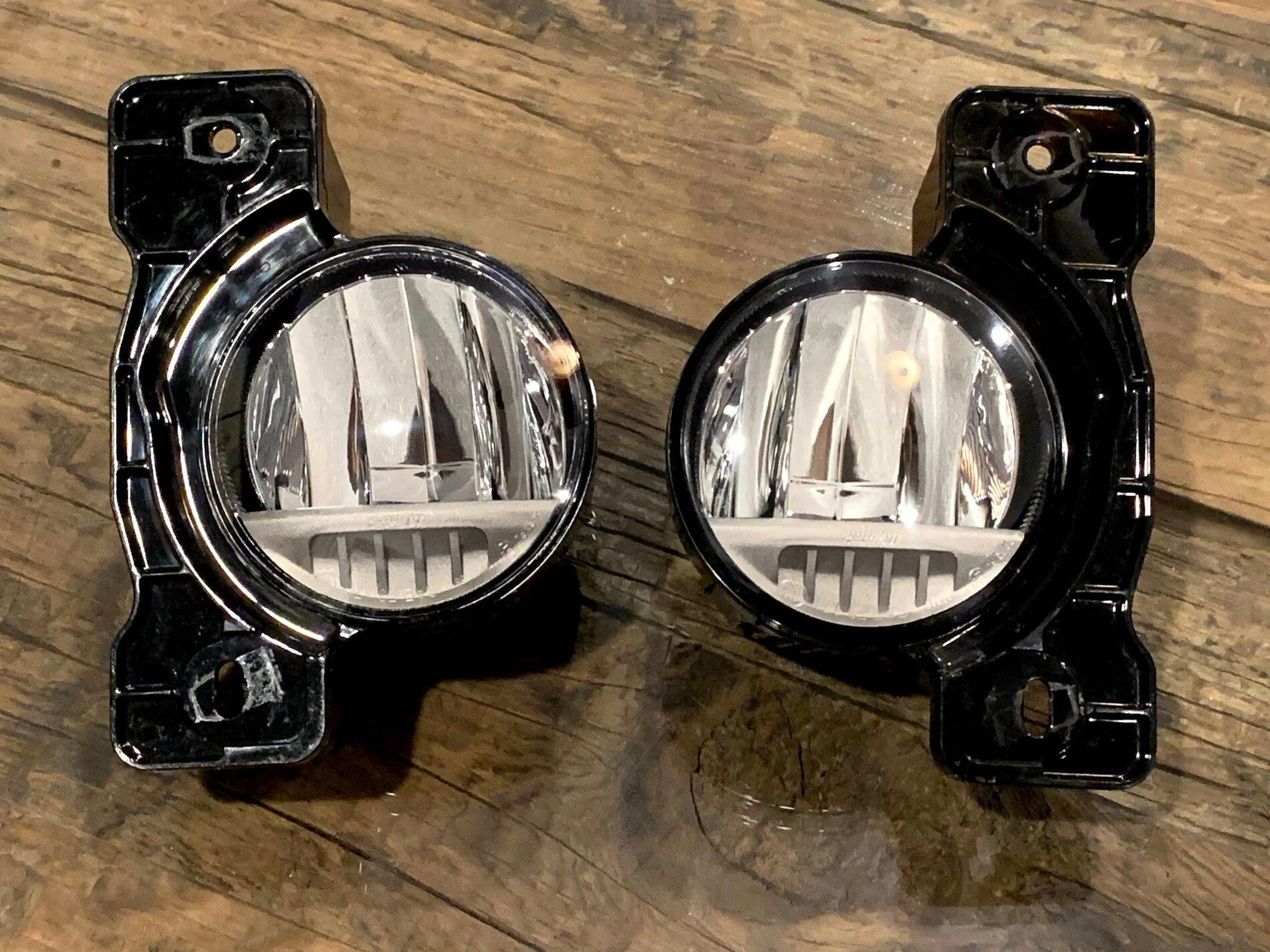 Jeep Gladiator 2020 Gladiator LED Fog Lights for Steel Bumper $150 IMG_3226