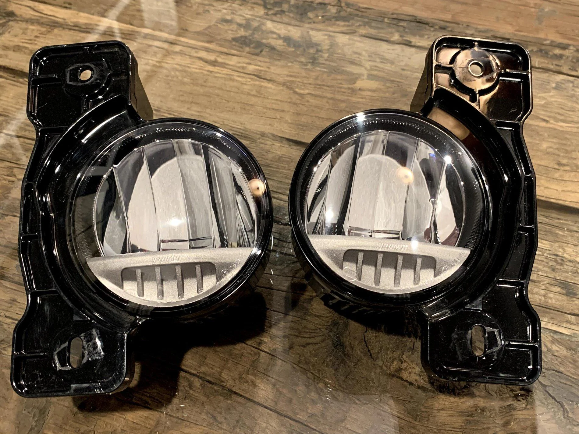 Jeep Gladiator 2020 Gladiator LED Fog Lights for Steel Bumper $150 IMG_3234