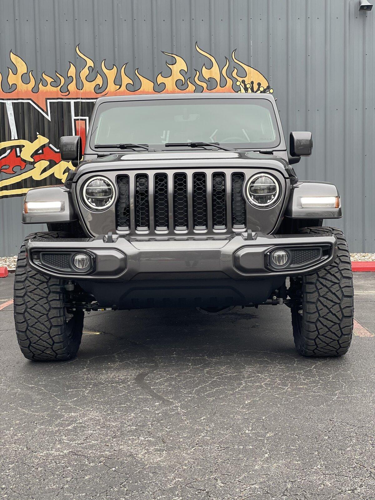 Jeep Gladiator High Altitude's with bigger rubber on stock wheels 80EEF0BA-33F7-45CE-98B6-928D7F08C2A4