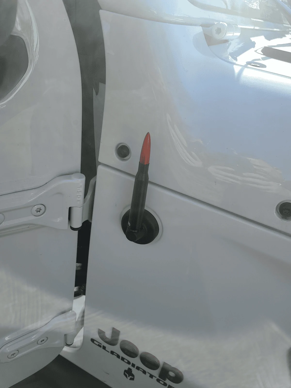 Jeep Gladiator Cool antenas 1612682268924