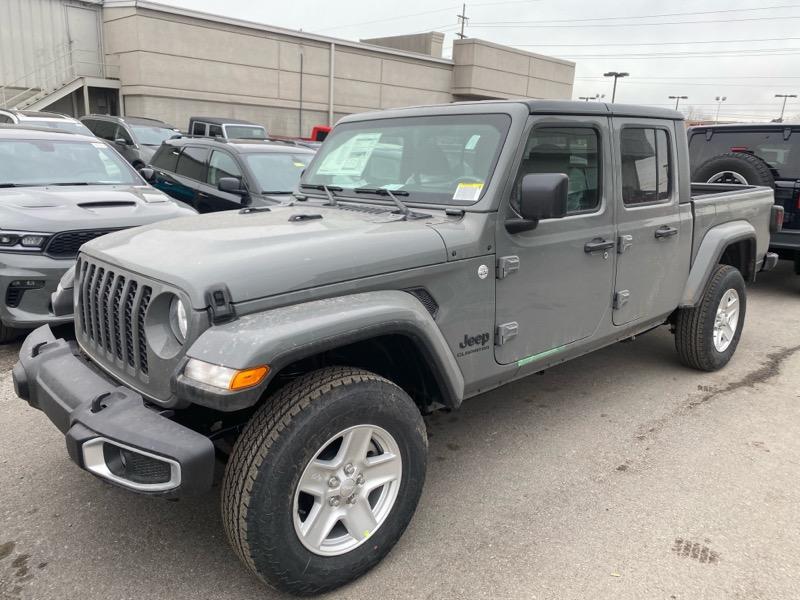 Jeep Gladiator Almost there 1997263081389426486