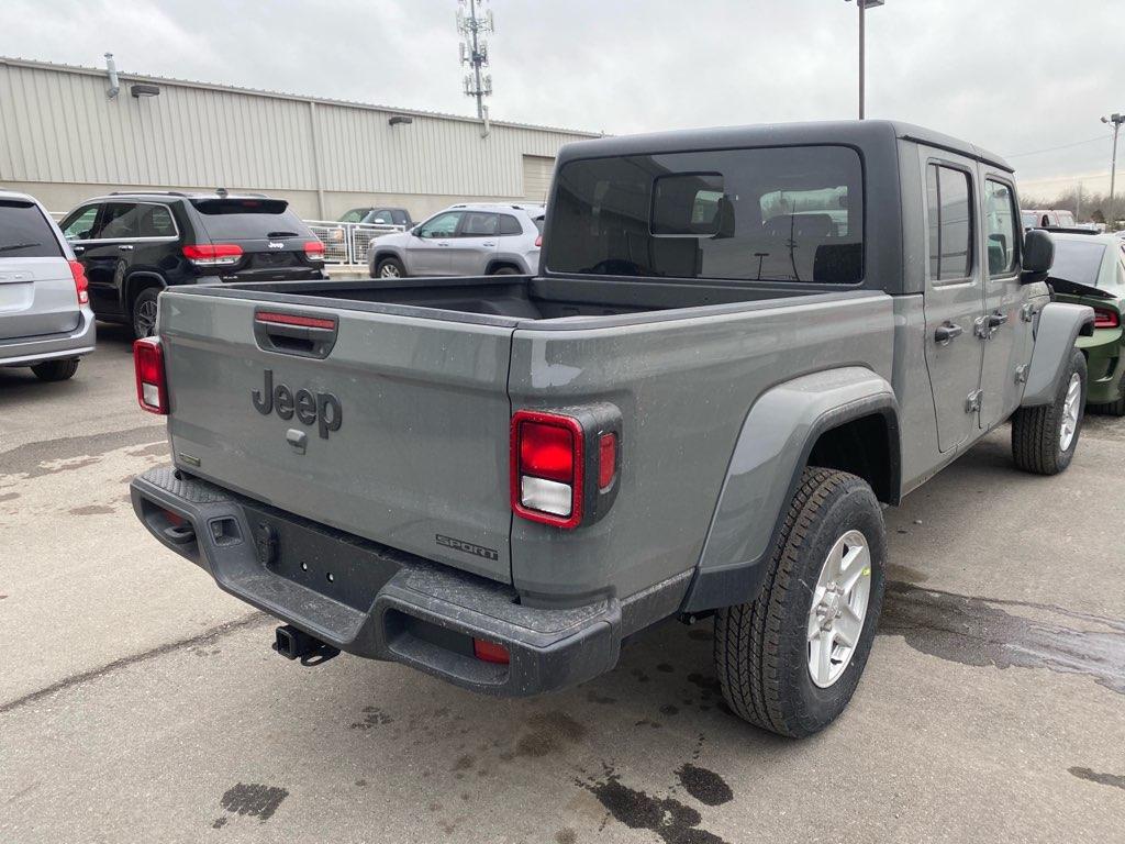 Jeep Gladiator Almost there -7600405807910741897