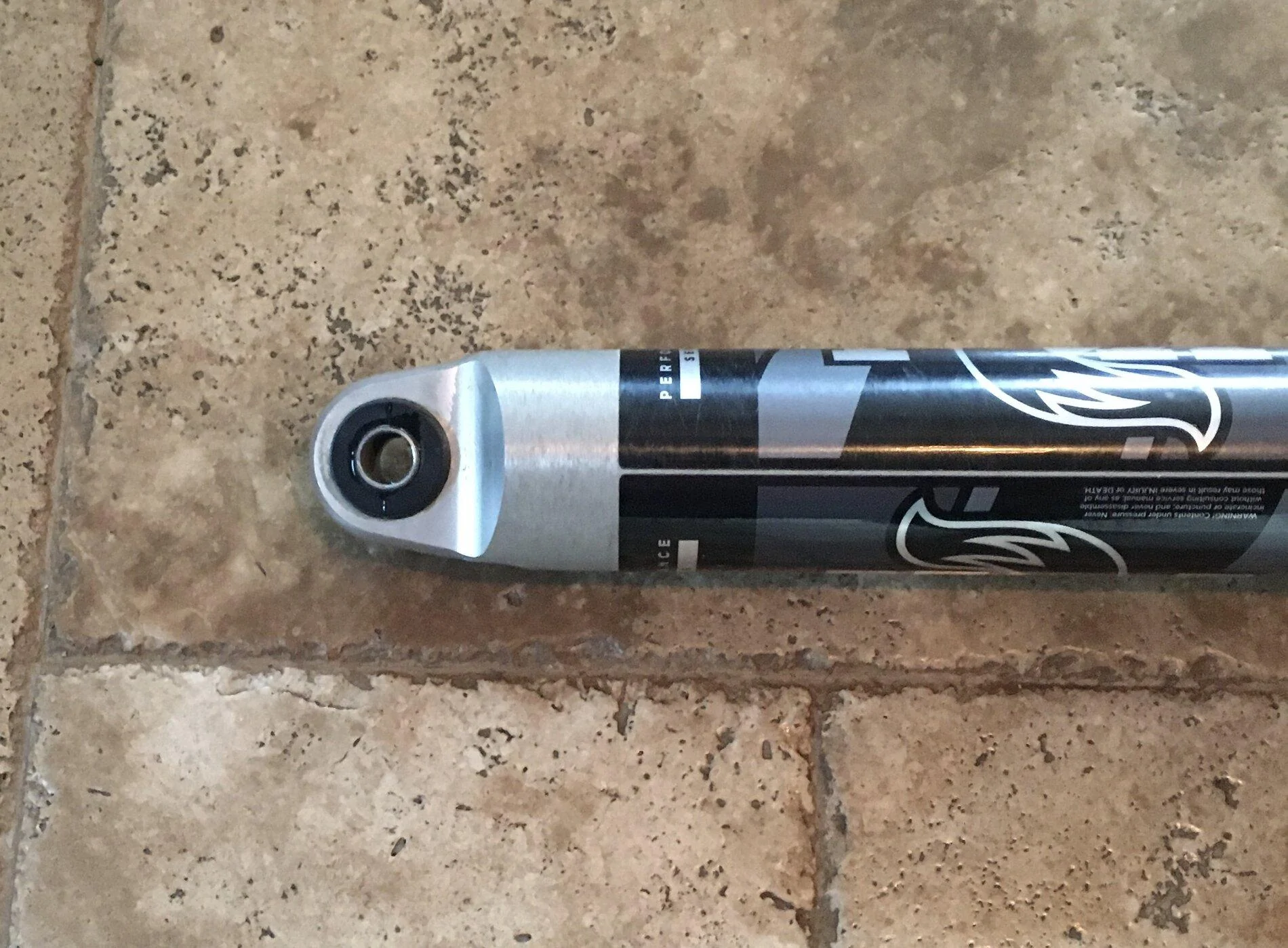 Jeep Gladiator Fox® Racing Shox 985-24-173 Performance Series 2.0 Smooth Body IFP Steering Stabilizer BC0717D8-7459-40E1-A1C0-45FE8089091B