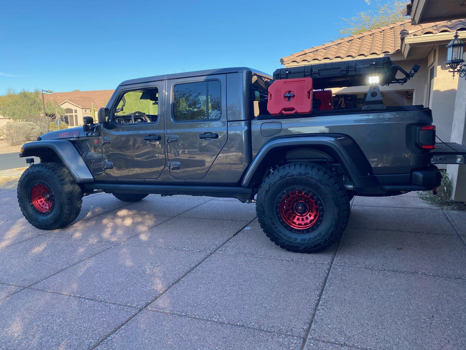 Jeep Gladiator JTR LE Build Up with No Letdown Gladiator Lights 03 - 5
