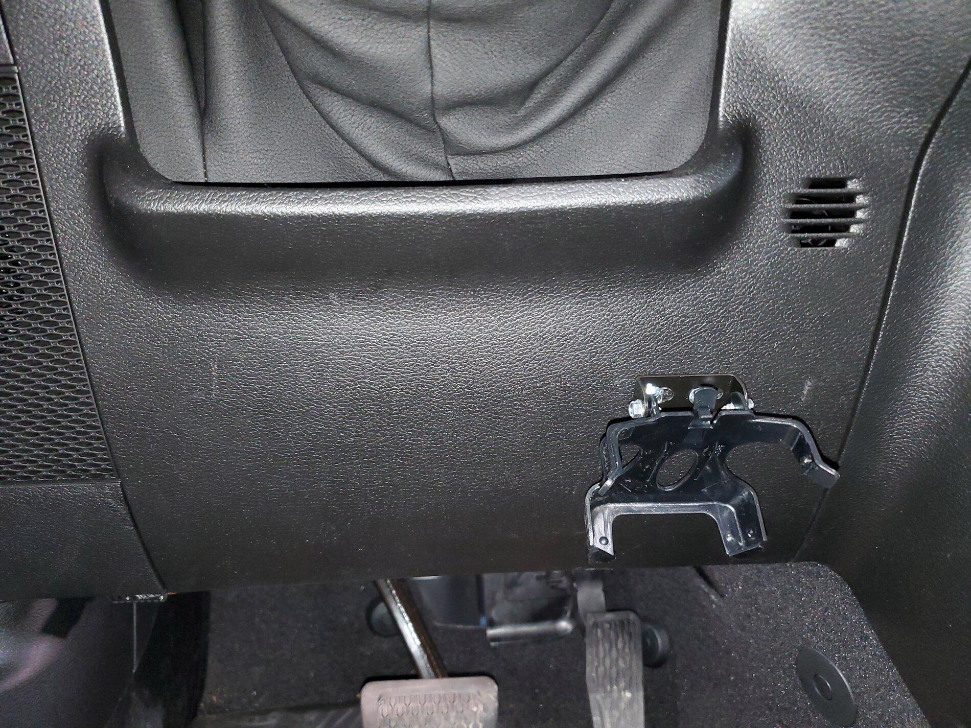 Jeep Gladiator Ideal area to mount aftermarket brake controller- show me yours 20210207_212734