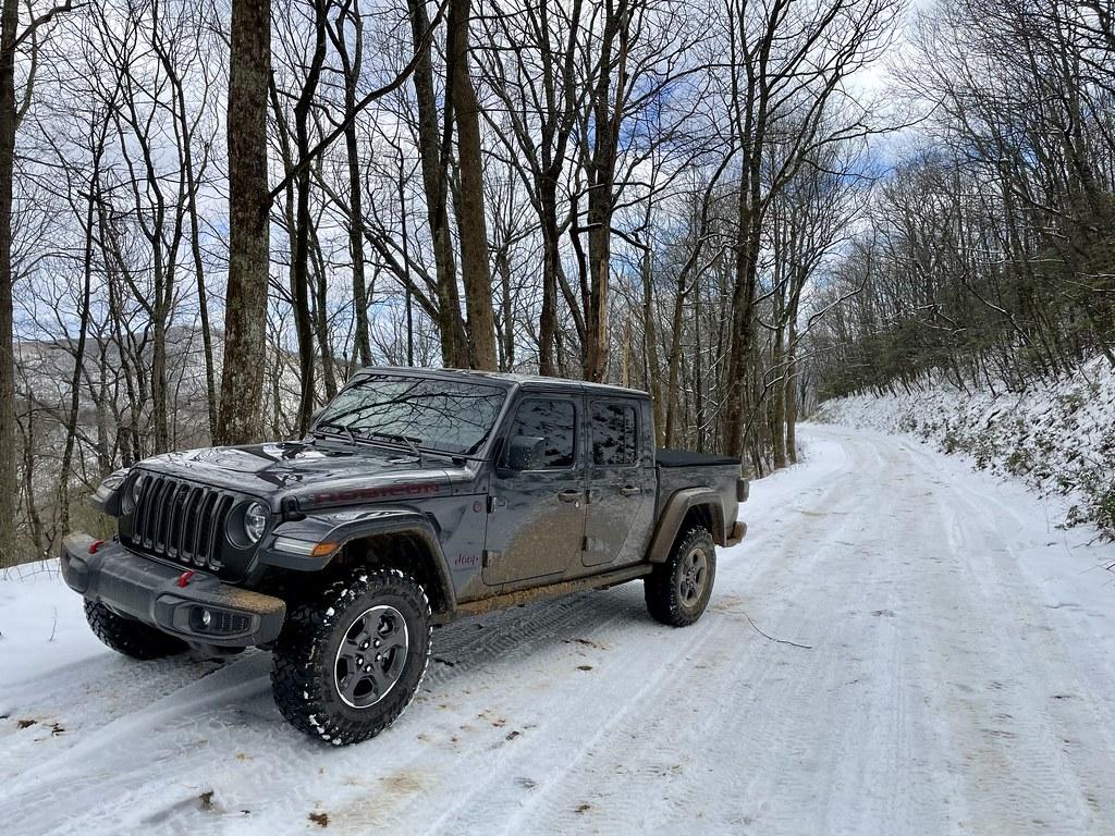 Jeep Gladiator GRANITE CRYSTAL JT Gladiator Club 50922304741_7e9b0df110_b